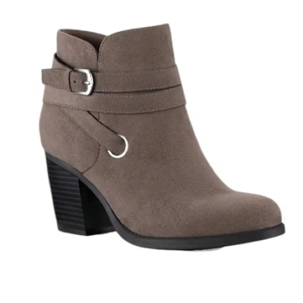 Style & Co. Women's Zolaa Faux Suede Block Heel Ankle Boots Booties Size 7 Taupe